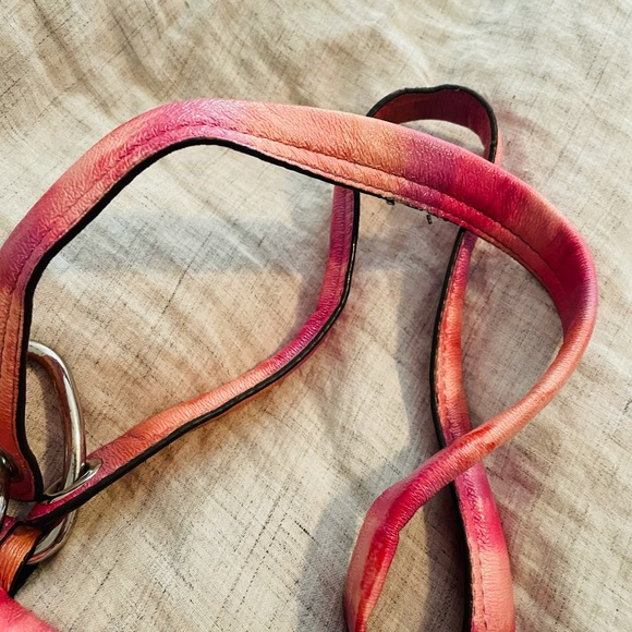 Guess Purse - Picture 3 of 5